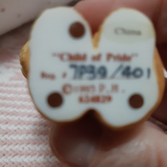 Cherished Teddy Child of Pride - Picture 5 of 5